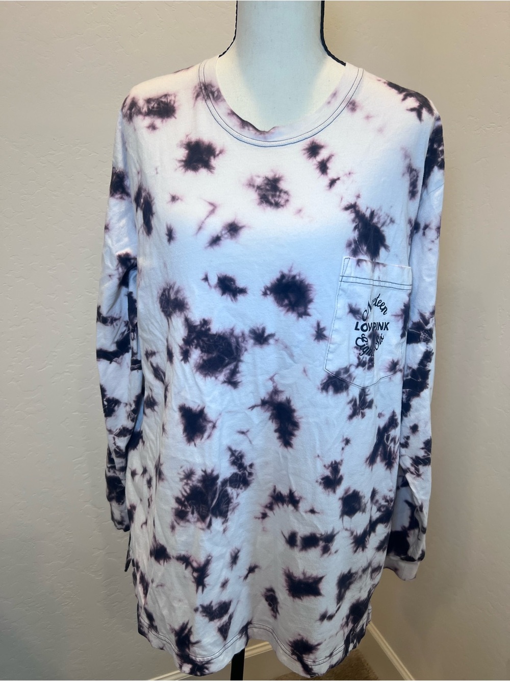 PINK Victoria's Secret Tie-Dye Crew Tee - White & Purple